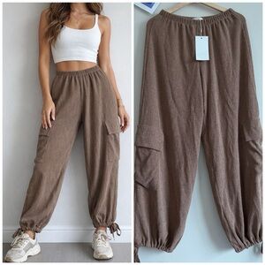 Zara TEXTURED CARGO PANTS